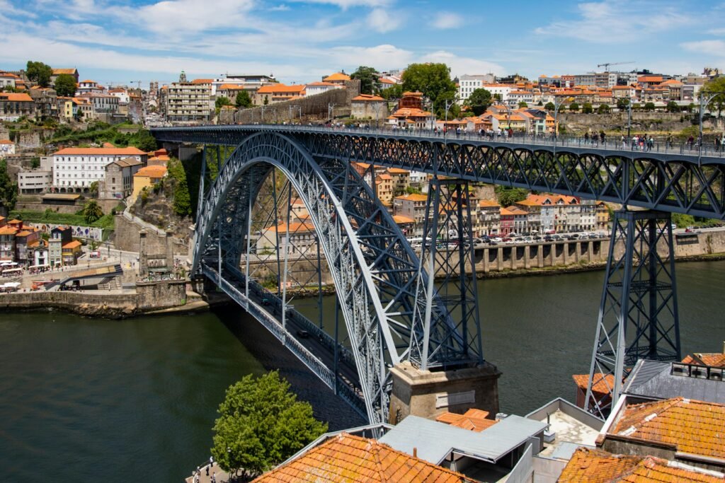 pexels-photo-2549573-2549573-1 Scenic view of the Dom Luís I Bridge spanning the Douro River in Porto, Portugal.